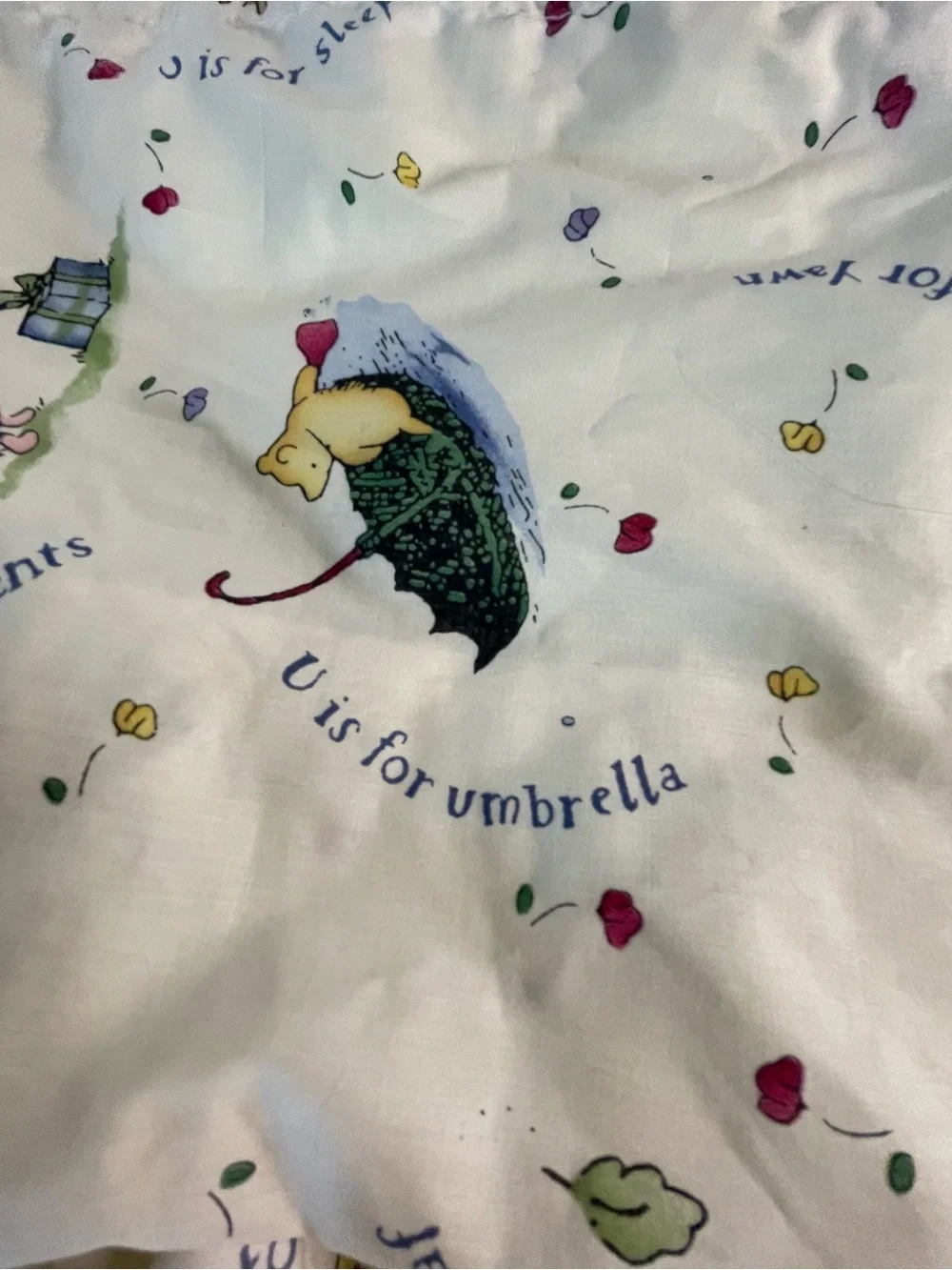 VTG 1997 Red Calliope Classic Winnie the Pooh ABC Balloon Ruffle Valance 80x21